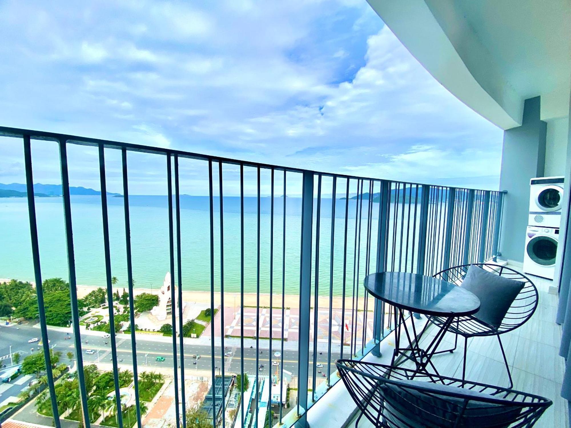 Panorama Ocean View Luxury Apartment 나트랑 외부 사진